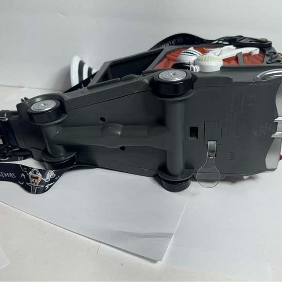 (Sold) NWT. Disney ‘The Nightmare Before Christmas’ Mayor’s Car Popcorn Bucket. - Picture 12 of 14